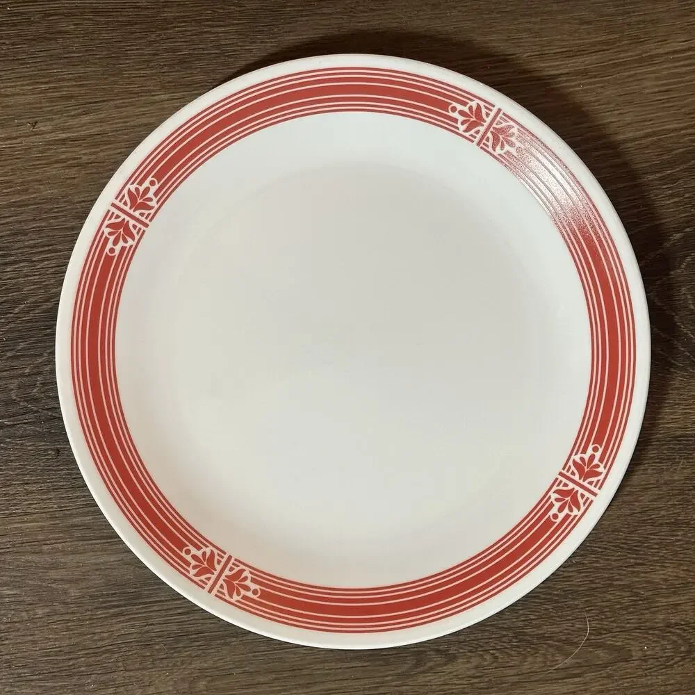 Corelle Prairie Garden Red White Dinner Plates 10 1/4